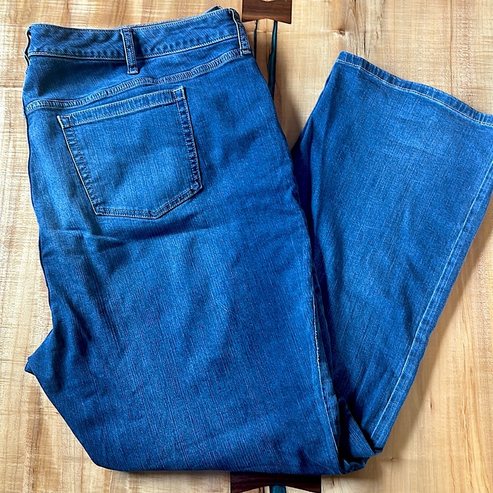 Torrid Mid-Rise Slim Boot Vintage Stretch Jeans Size 24